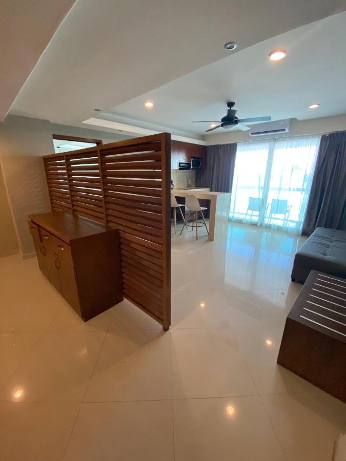 Ocean View Giness Apartment